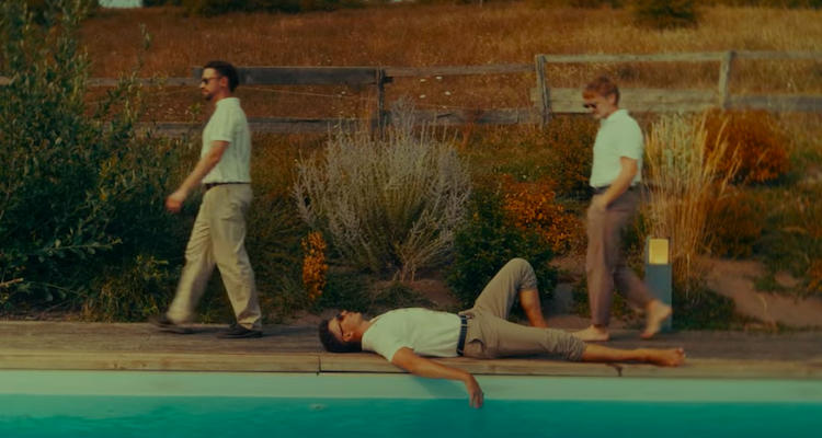 BLEU SOFA L'Arbre Perché